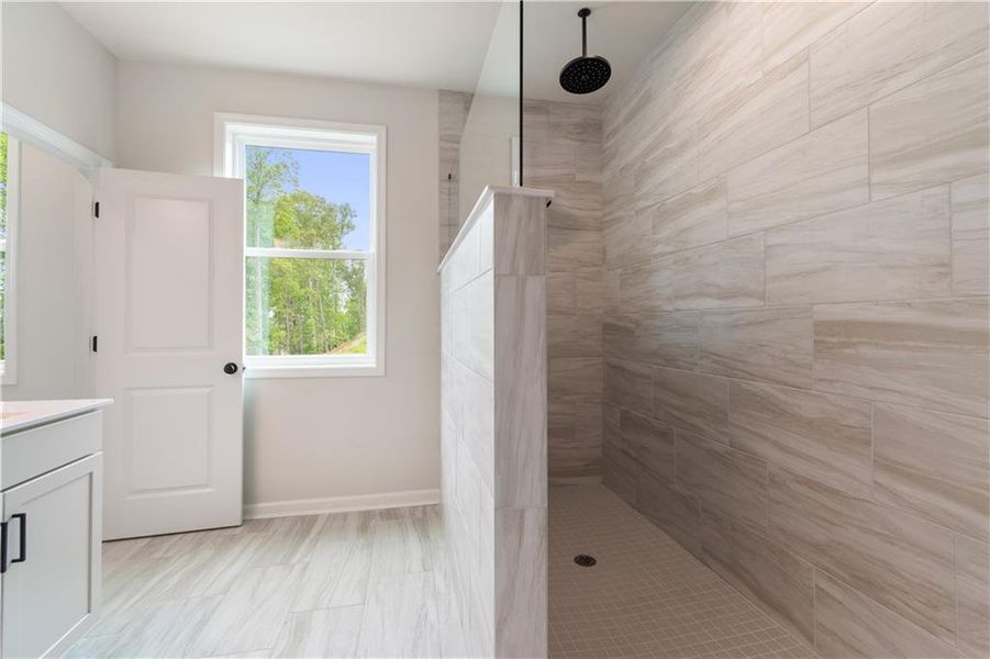 Spacious, unfurnished interior of a new home in Tiberon Woods, Cumming (Image 34).