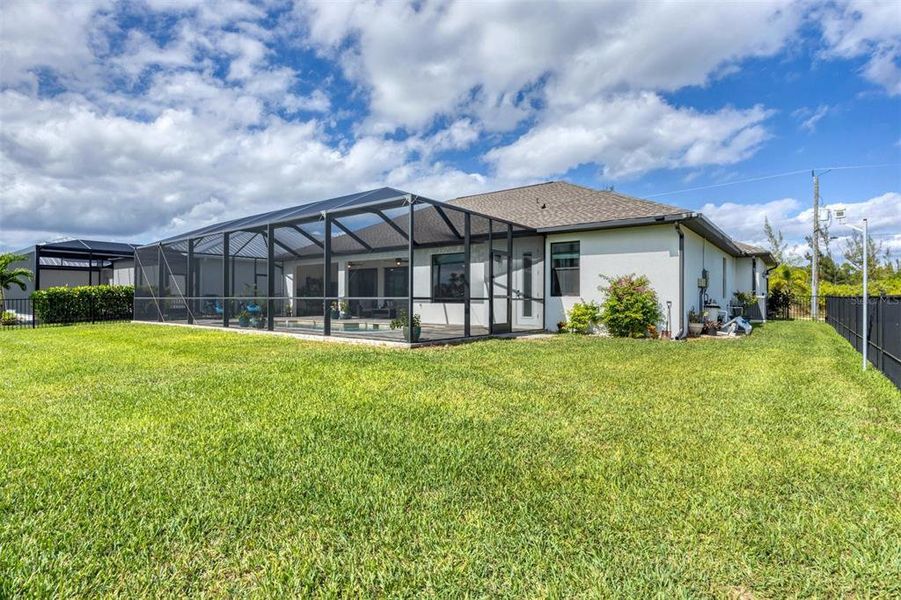 Exterior details and patio area of a home in , Port Charlotte (Image 21).