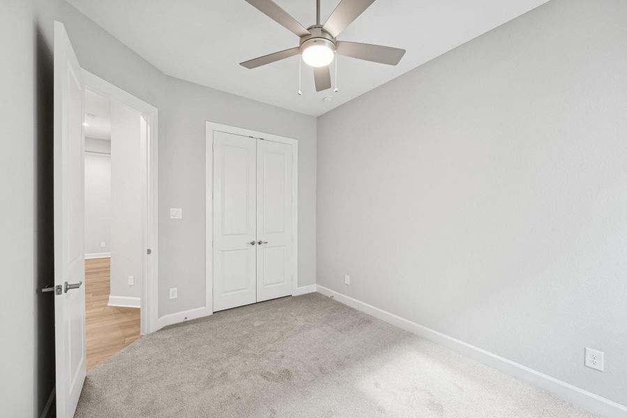 Spacious, unfurnished interior of a new home in The Meadows at Imperial Oaks, Conroe (Image 17).