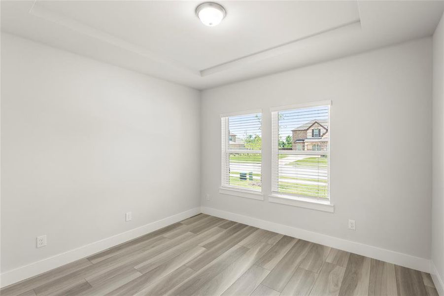 Spacious, unfurnished interior of a new home in Grayhawk Addition, Forney (Image 28).