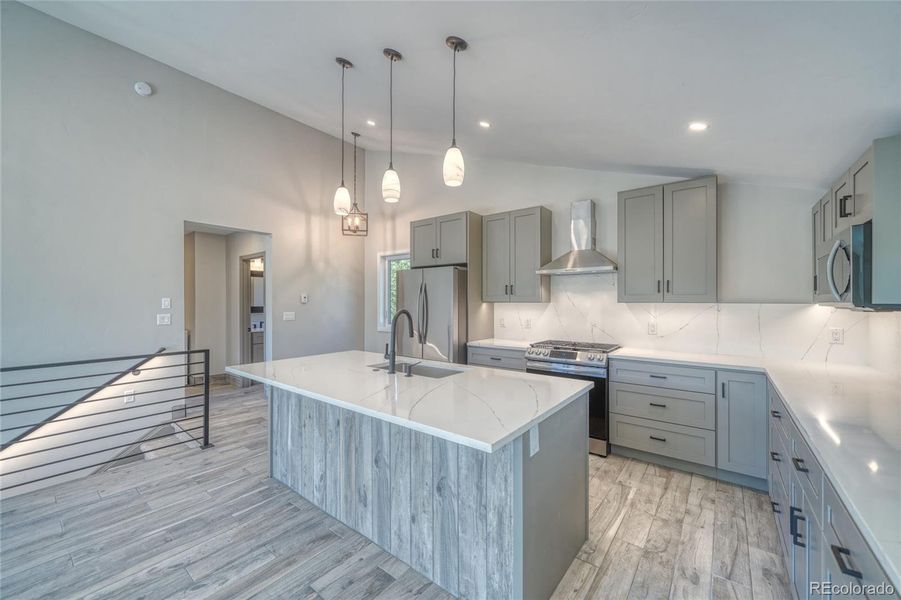 Kitchen bar top seating