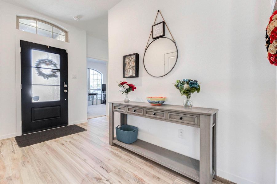 Furnished interior view inside a new home in , Baytown (Image 10).