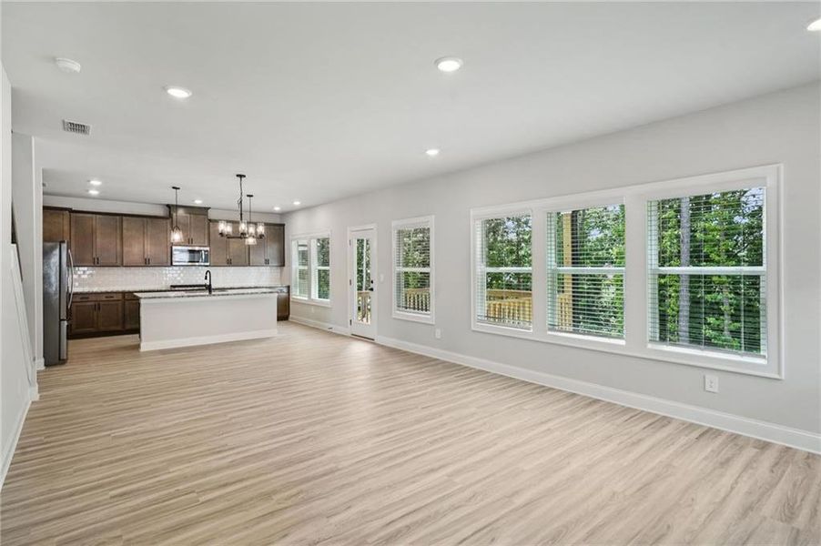 Spacious, unfurnished interior of a new home in Martin Springs - Estate Series, Lawrenceville (Image 26).