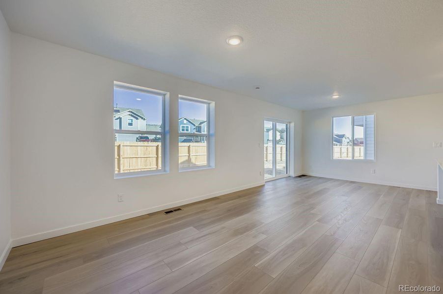 Spacious, unfurnished interior of a new home in Copper Chase: The Celestial Collection, Colorado Springs (Image 10).