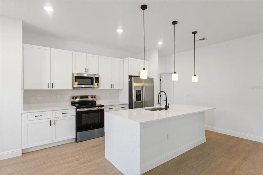 Furnished interior view inside a new home in , Ocala (Image 5).