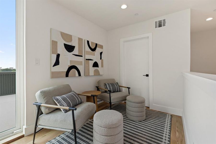 Furnished interior view inside a new home in , Dallas (Image 8). Furnished interior view inside a new home in , Dallas (Image 8).