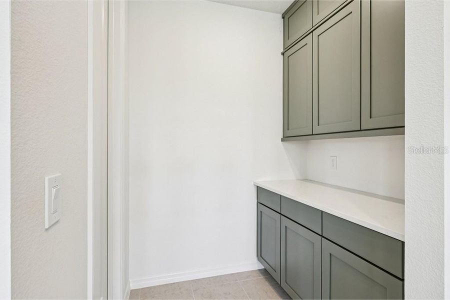 Spacious, unfurnished interior of a new home in Northlake Traditional, Winter Garden (Image 41). Spacious, unfurnished interior of a new home in Northlake Traditional, Winter Garden (Image 41).