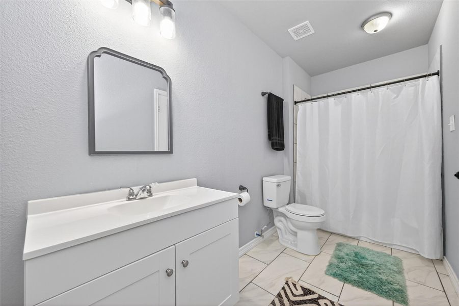 Furnished interior view inside a new home in , Conroe (Image 15). Furnished interior view inside a new home in , Conroe (Image 15).