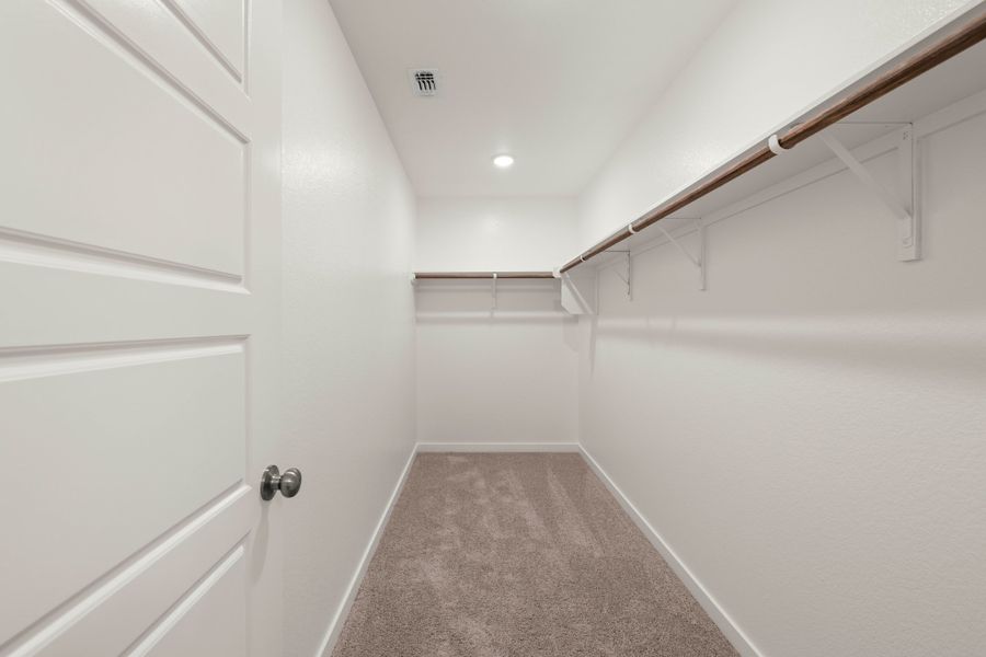 Spacious, unfurnished interior of a new home in South Pointe, Temple (Image 12).