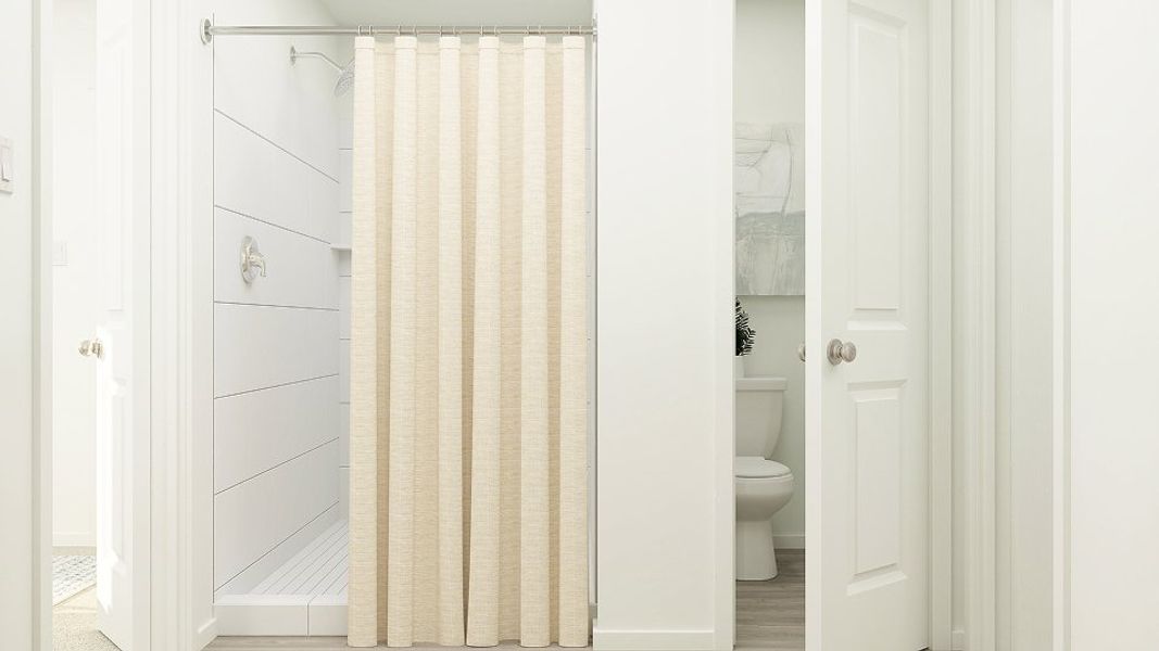 2610 Levi Owners Bath 2of2 F2 2610 Levi Owners Bath 2of2 F2