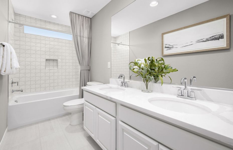 Representative furnished interior of a home built from the Firwood by Pulte Homes in Visara, Surprise (Image 16).