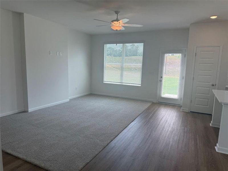 Spacious, unfurnished interior of a new home in Oakhill Estates, Adairsville (Image 10). Spacious, unfurnished interior of a new home in Oakhill Estates, Adairsville (Image 10).