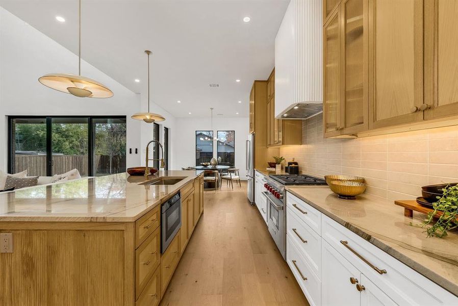 Furnished interior view inside a new home in , Dallas (Image 32).