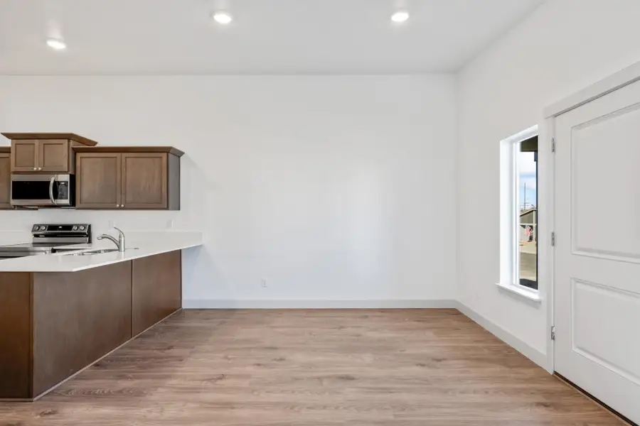 Furnished interior view inside a new home in Feather Ridge, Redmond (Image 7).