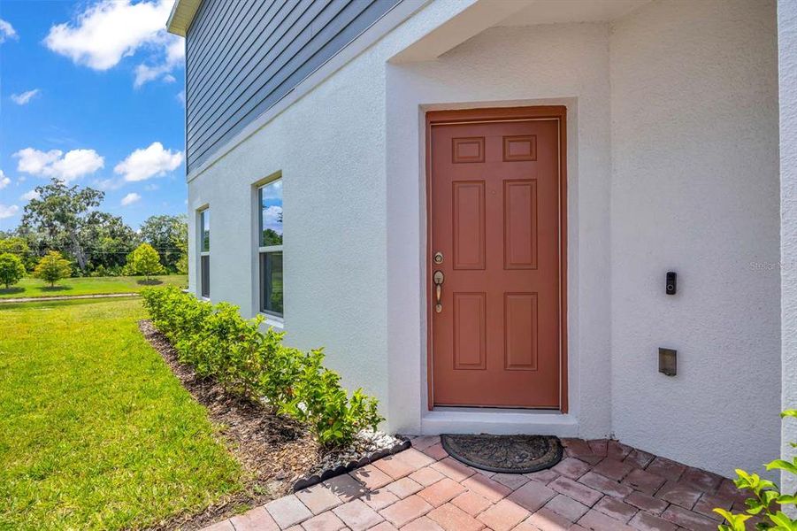 Exterior details and patio area of a home in , Orlando (Image 27).