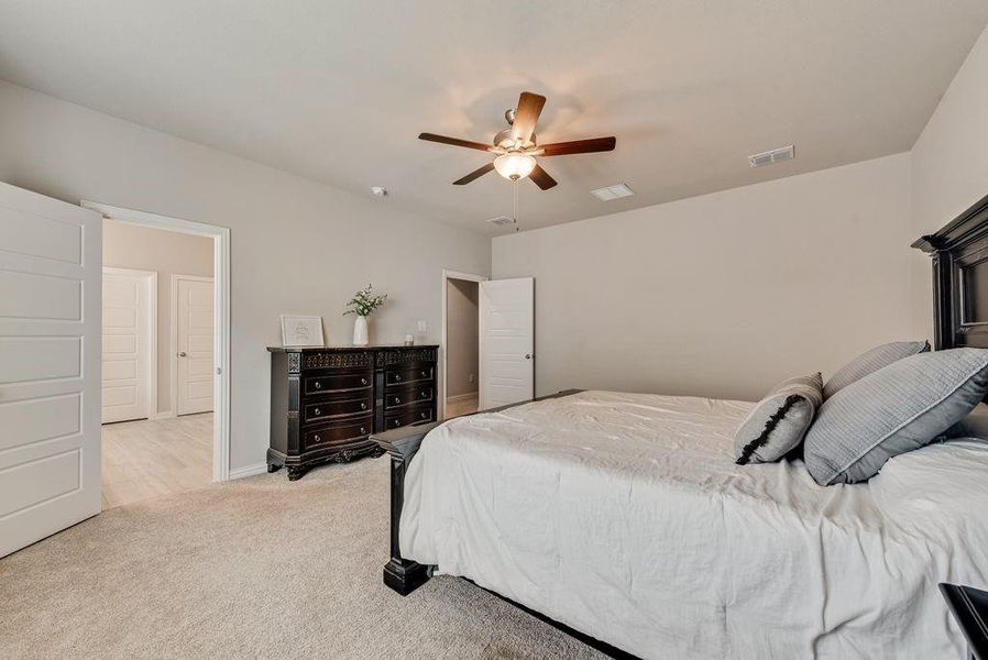 Furnished interior view inside a new home in , Flower Mound (Image 21).