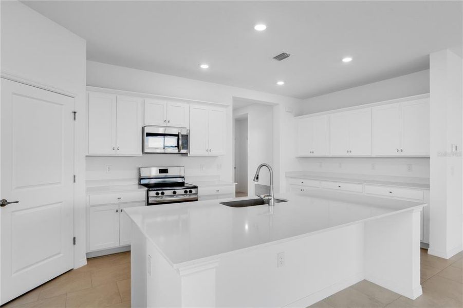 Furnished interior view inside a new home in Rye Ranch, Parrish (Image 2).