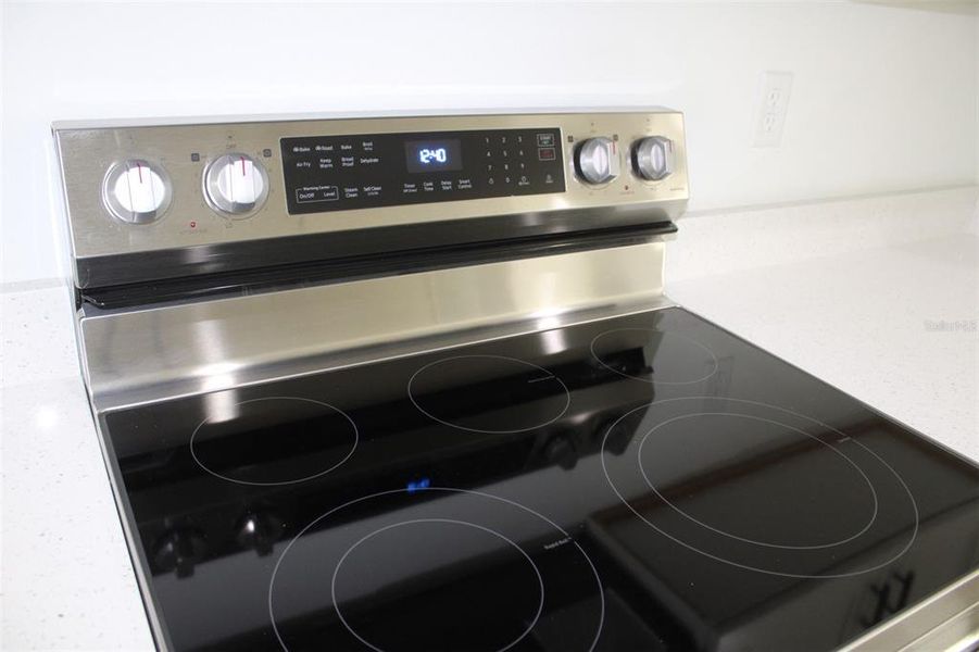 Close-up of interior finishes inside a home in , Citrus Springs (Image 12).