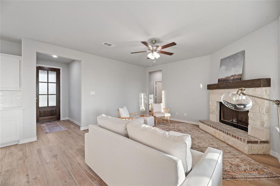 Furnished interior view inside a new home in Oak Valley, Oak Ridge (Image 9).