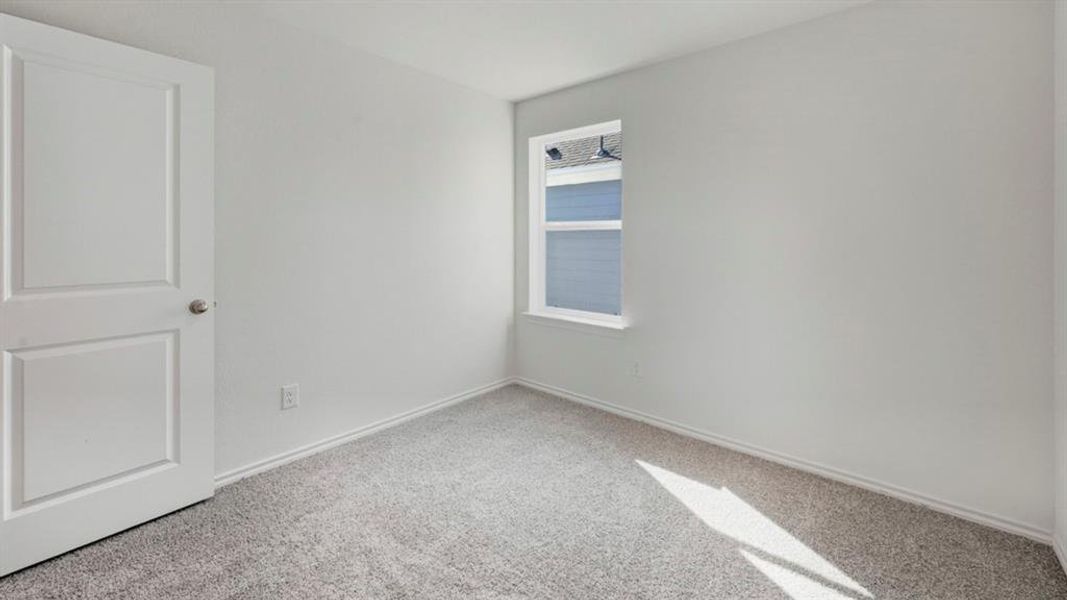 Spacious, unfurnished interior of a new home in Arbor Trails South, Princeton (Image 21).