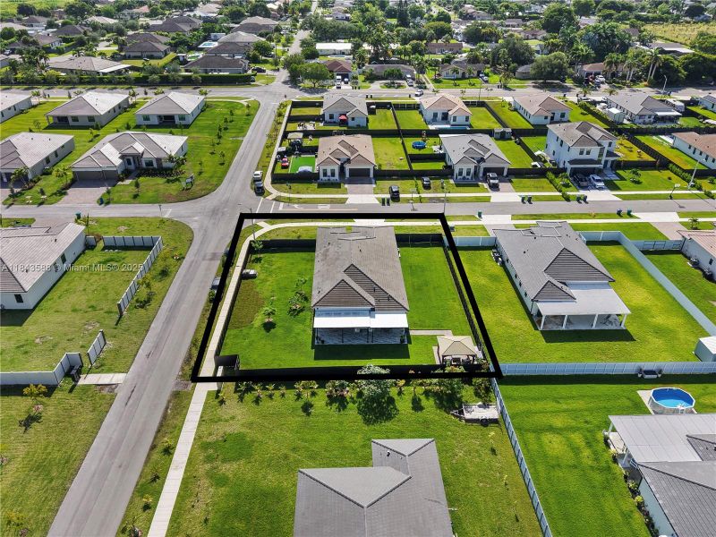 Image 42 of a home in .