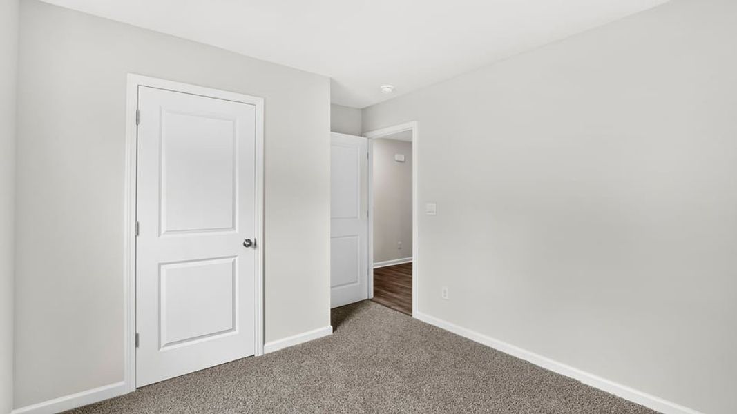 Spacious, unfurnished interior of a new home in Varner Station, Woodruff (Image 15).