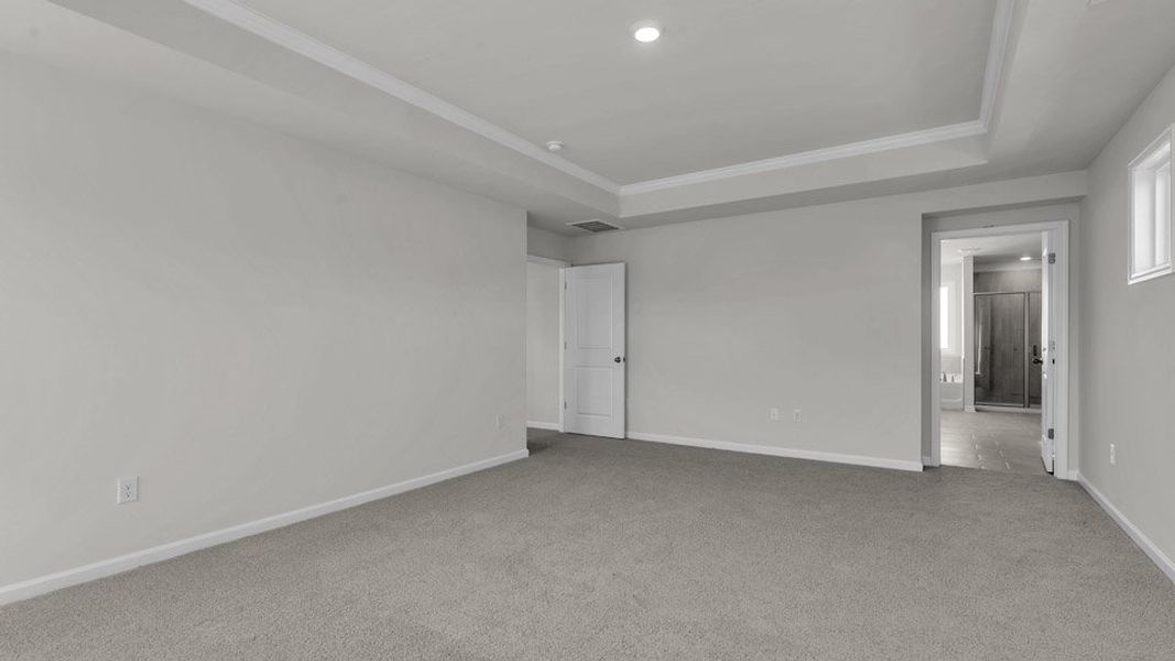 Spacious, unfurnished interior of a new home in Horton Park, Apex (Image 14).