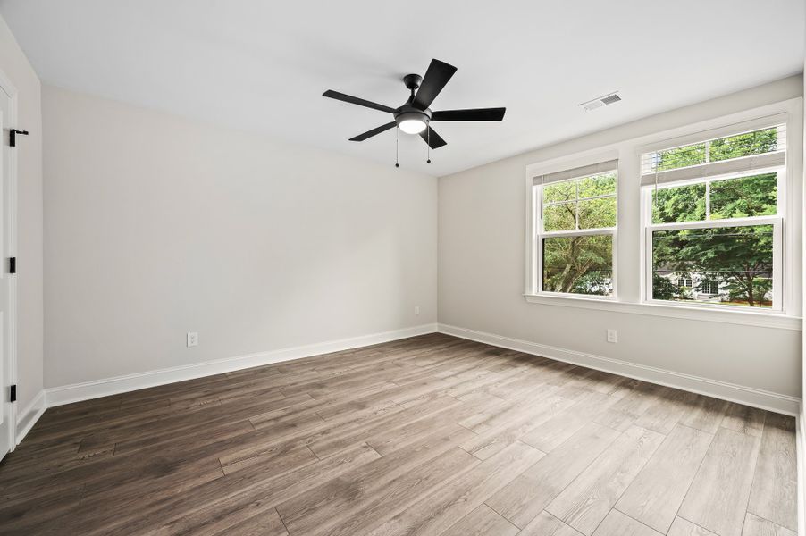 Representative unfurnished interior of a home built from the Avery by Hunter Quinn Homes in Anderson County Homes, Anderson (Image 8).