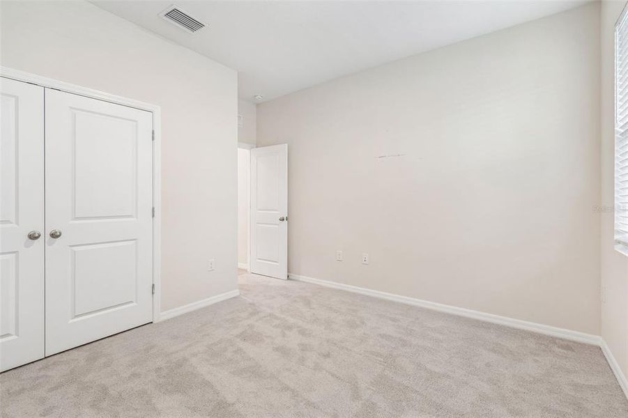 Spacious, unfurnished interior of a new home in Mirada, San Antonio (Image 28).