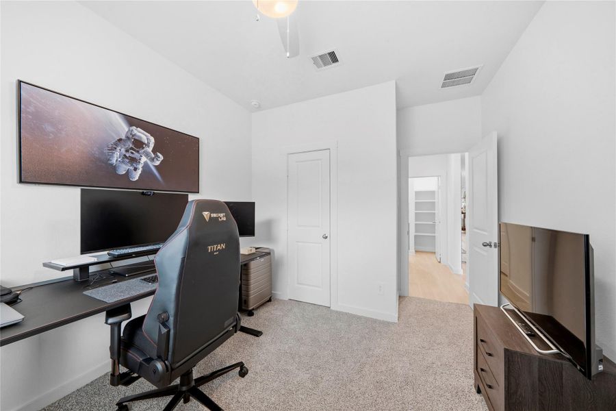 Ideal for remote work or study, this adaptable space easily supports a large desk and additional media or lounge elements. Ideal for remote work or study, this adaptable space easily supports a large desk and additional media or lounge elements.