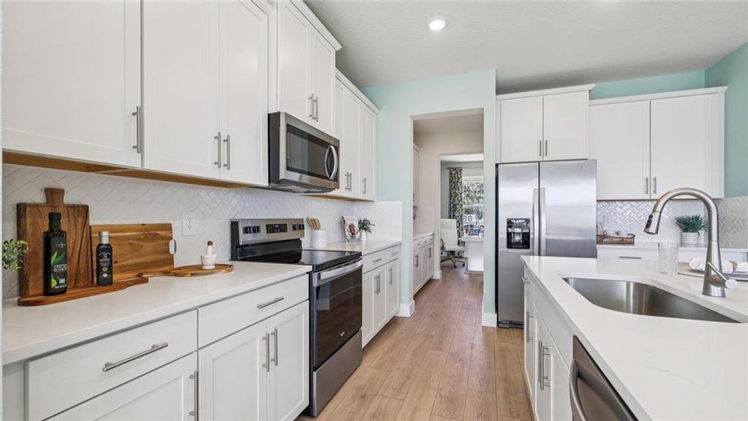 Furnished interior view inside a new home in Briarwood, Alachua (Image 8).