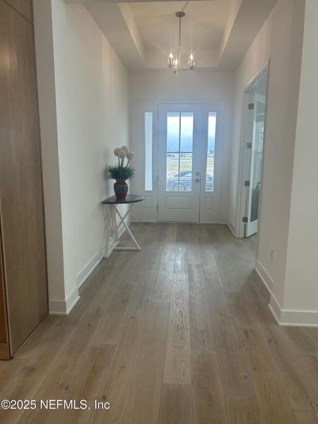 Spacious, unfurnished interior of a new home in Seven Pines, Jacksonville (Image 23).