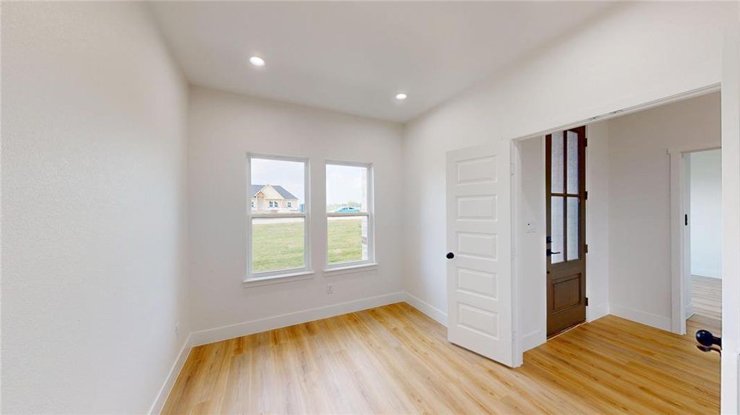 Spacious, unfurnished interior of a new home in , Greenville (Image 25).