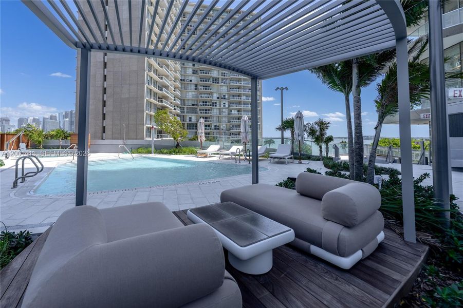 Condo located in Miami, FL showcasing its design and architecture (Image 27). Condo located in Miami, FL showcasing its design and architecture (Image 27).