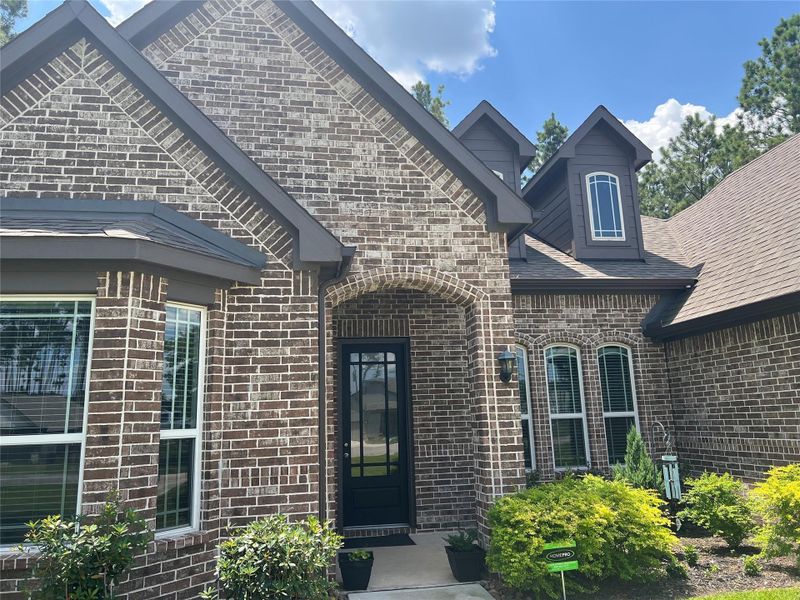 Exterior details and patio area of a home in , Conroe (Image 24). Exterior details and patio area of a home in , Conroe (Image 24).