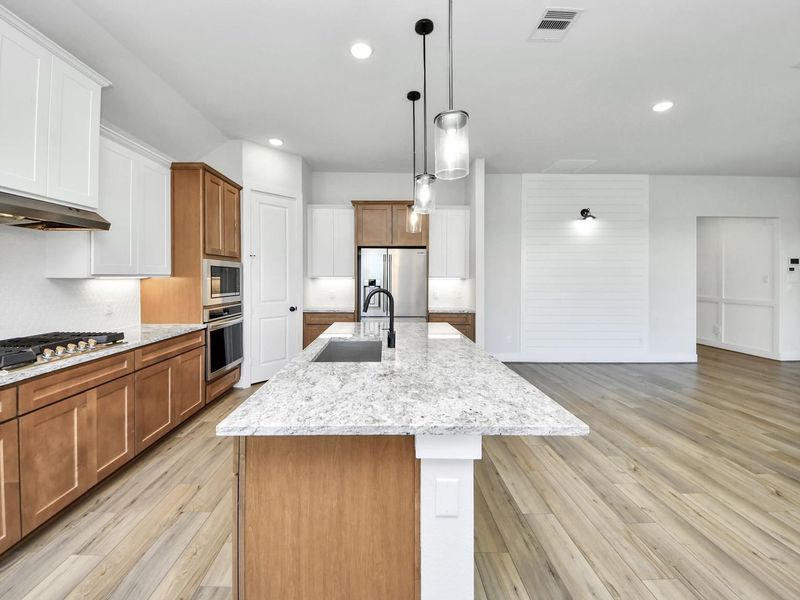 Furnished interior view inside a new home in Lago Mar, Texas City (Image 18).