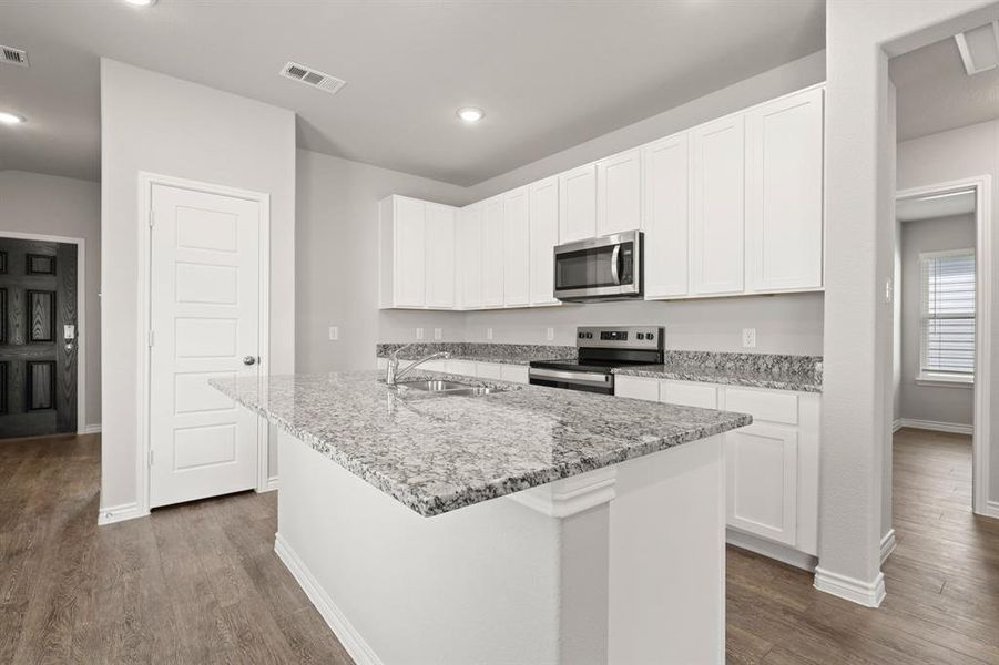 Furnished interior view inside a new home in Deer Creek, Fort Worth (Image 6). Furnished interior view inside a new home in Deer Creek, Fort Worth (Image 6).
