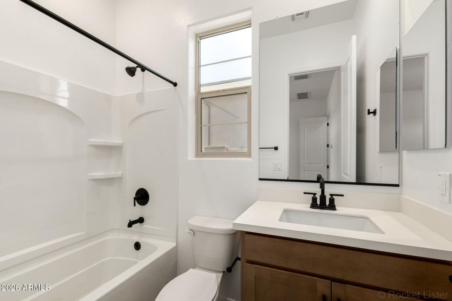 PHX_EmpirePOinte_Lot 7048_Hunter_22694_B