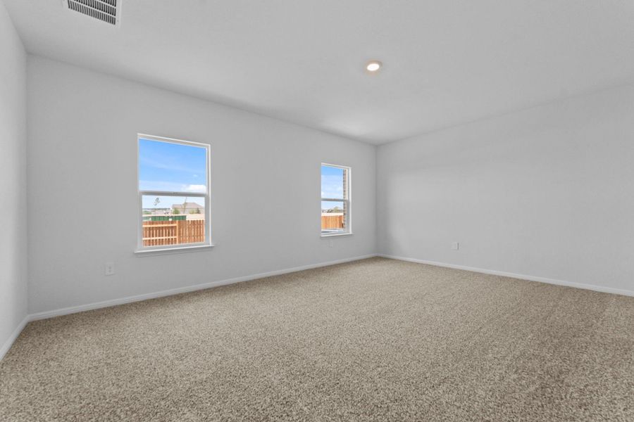 Spacious, unfurnished interior of a new home in Palomino, Manor (Image 37).