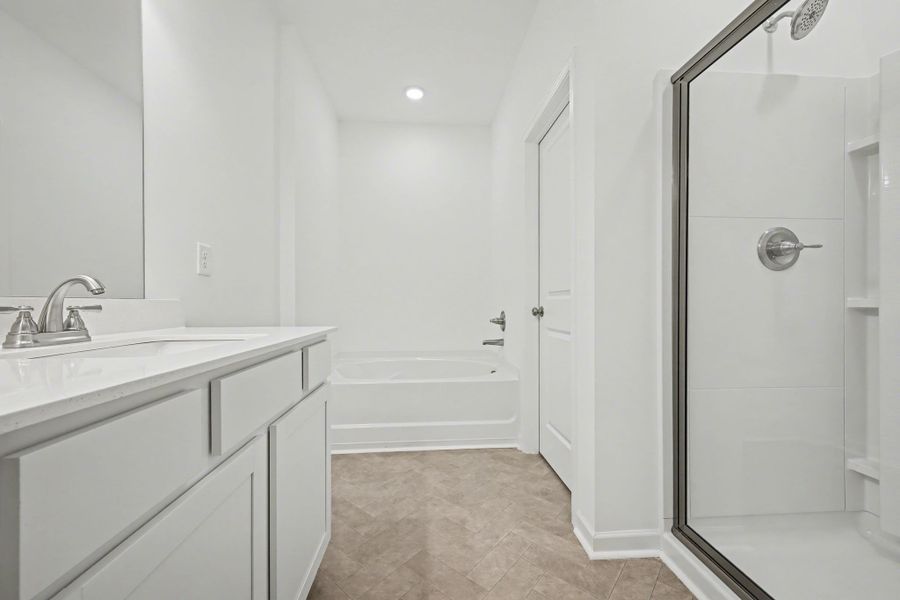 Furnished interior view inside a new home in Ironhorse, Dickson (Image 26). Furnished interior view inside a new home in Ironhorse, Dickson (Image 26).