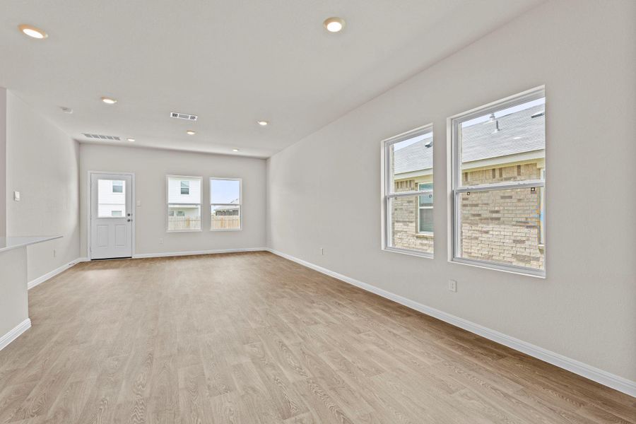 Spacious, unfurnished interior of a new home in Whisper South, San Marcos (Image 21).