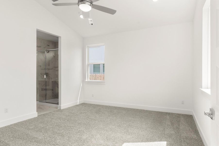 Spacious, unfurnished interior of a new home in The Enclave at Hidden Oaks, Georgetown (Image 23). Spacious, unfurnished interior of a new home in The Enclave at Hidden Oaks, Georgetown (Image 23).