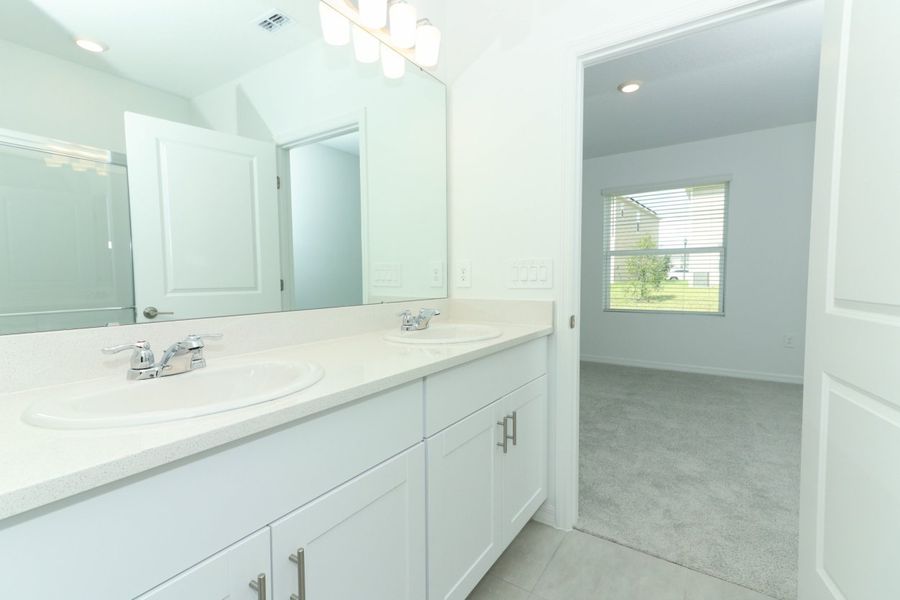 Furnished interior view inside a new home in Marion Creek, Haines City (Image 15).