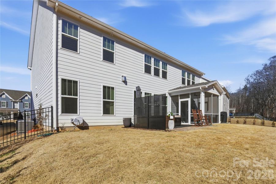 Exterior details and patio area of a home in Falls Cove, Troutman (Image 4).