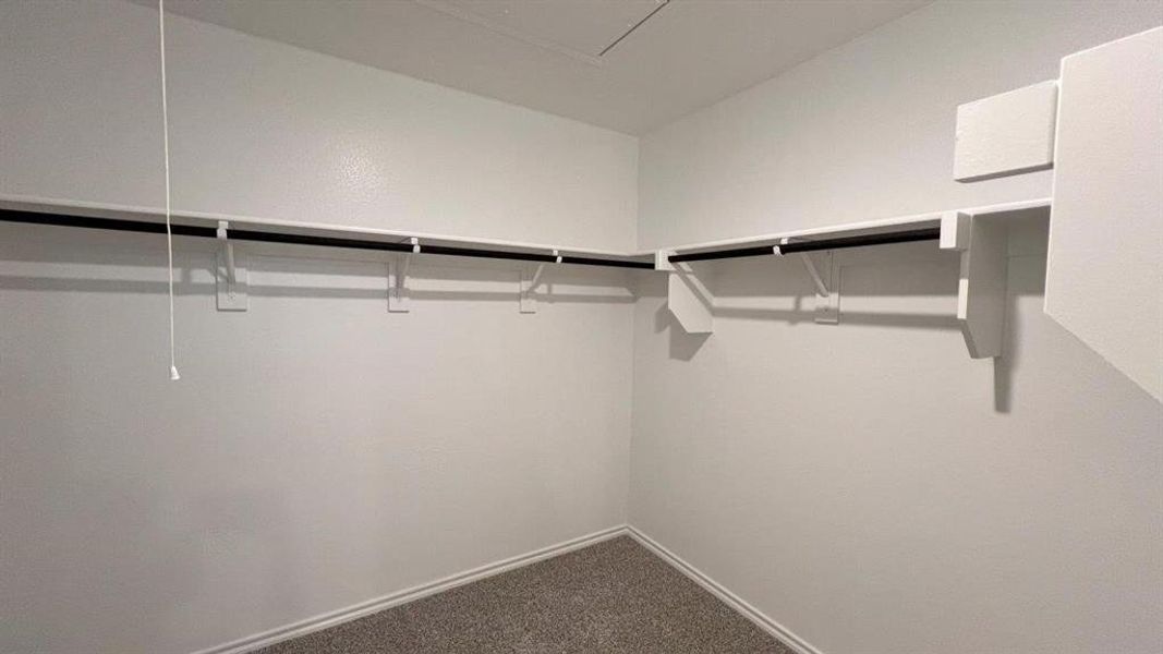 Spacious, unfurnished interior of a new home in Rosewood at Beltmill, Fort Worth (Image 10).