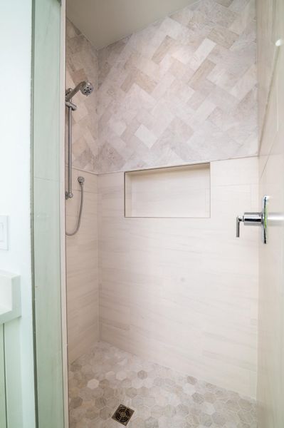 Image 43 of a home in .