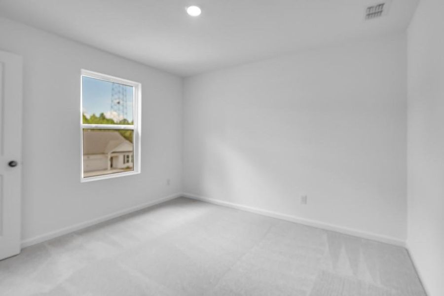 Image 36 of a home in Heritage River.