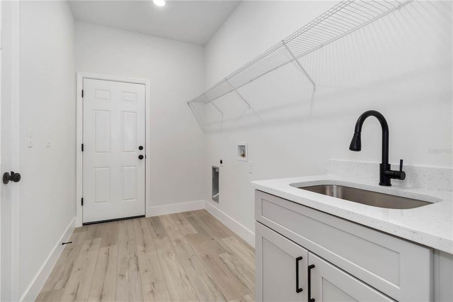 Spacious, unfurnished interior of a new home in , Palm Bay (Image 29). Spacious, unfurnished interior of a new home in , Palm Bay (Image 29).