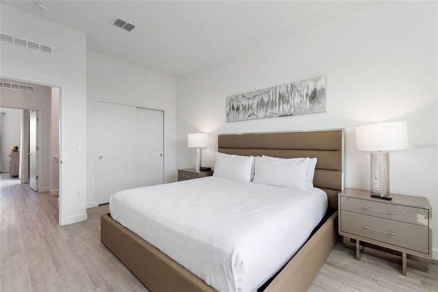 Furnished interior view inside a new home in , Davenport (Image 10).