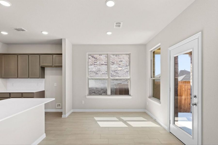 Image 16 representing the Rosewood Colony At Pinehurst Signature by Brohn Homes in Colony at Pinehurst, Pinehurst, TX. Image 16 representing the Rosewood Colony At Pinehurst Signature by Brohn Homes in Colony at Pinehurst, Pinehurst, TX.